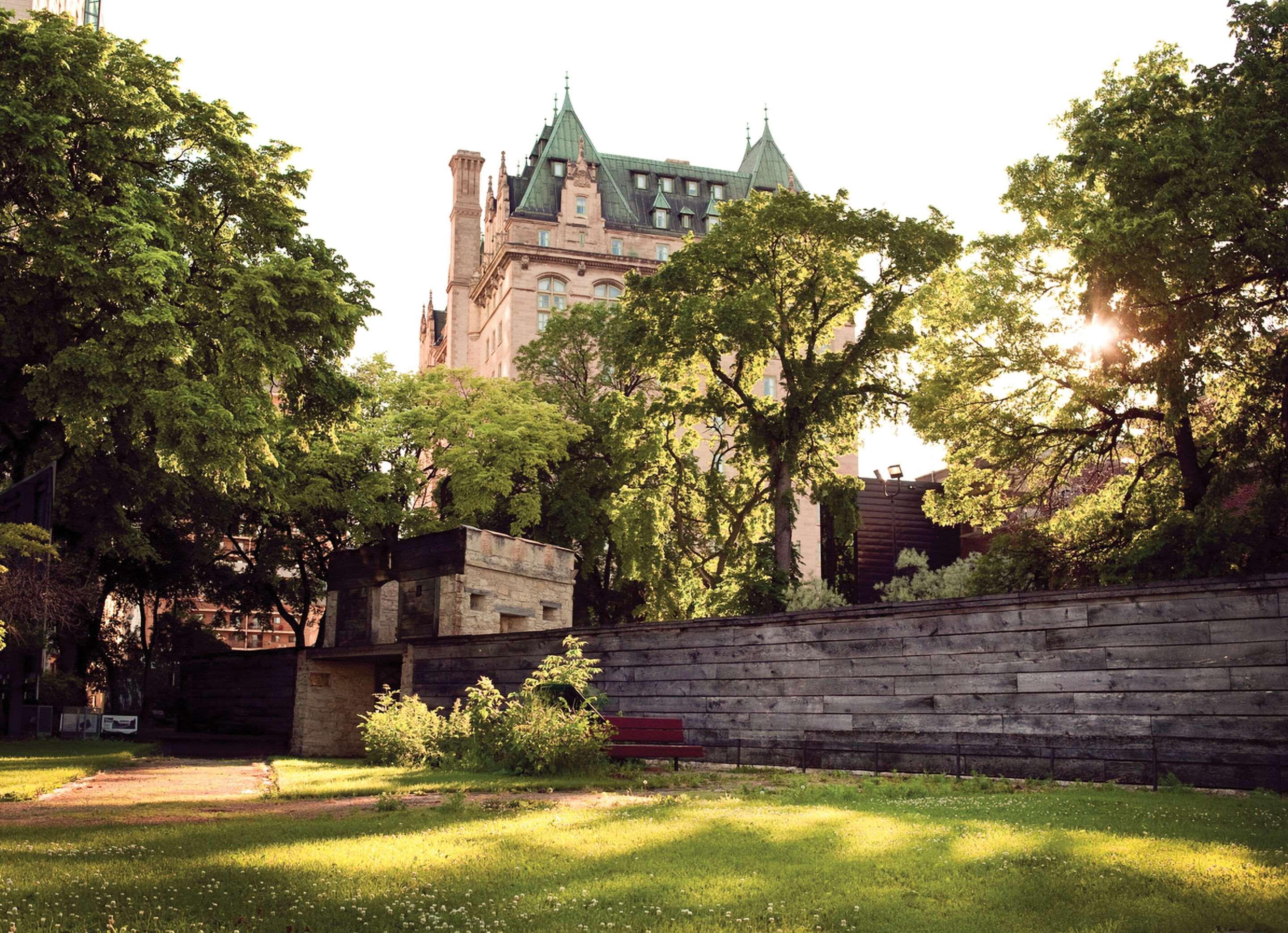 The Fort Garry Hotel, Spa And Conference Centre, Ascend Hotel Collection Winnipeg Exterior foto